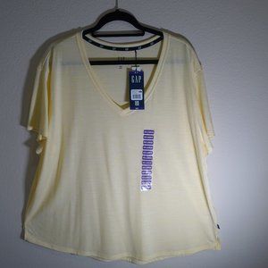 GAP YELLOW V-NECK T-SHIRT